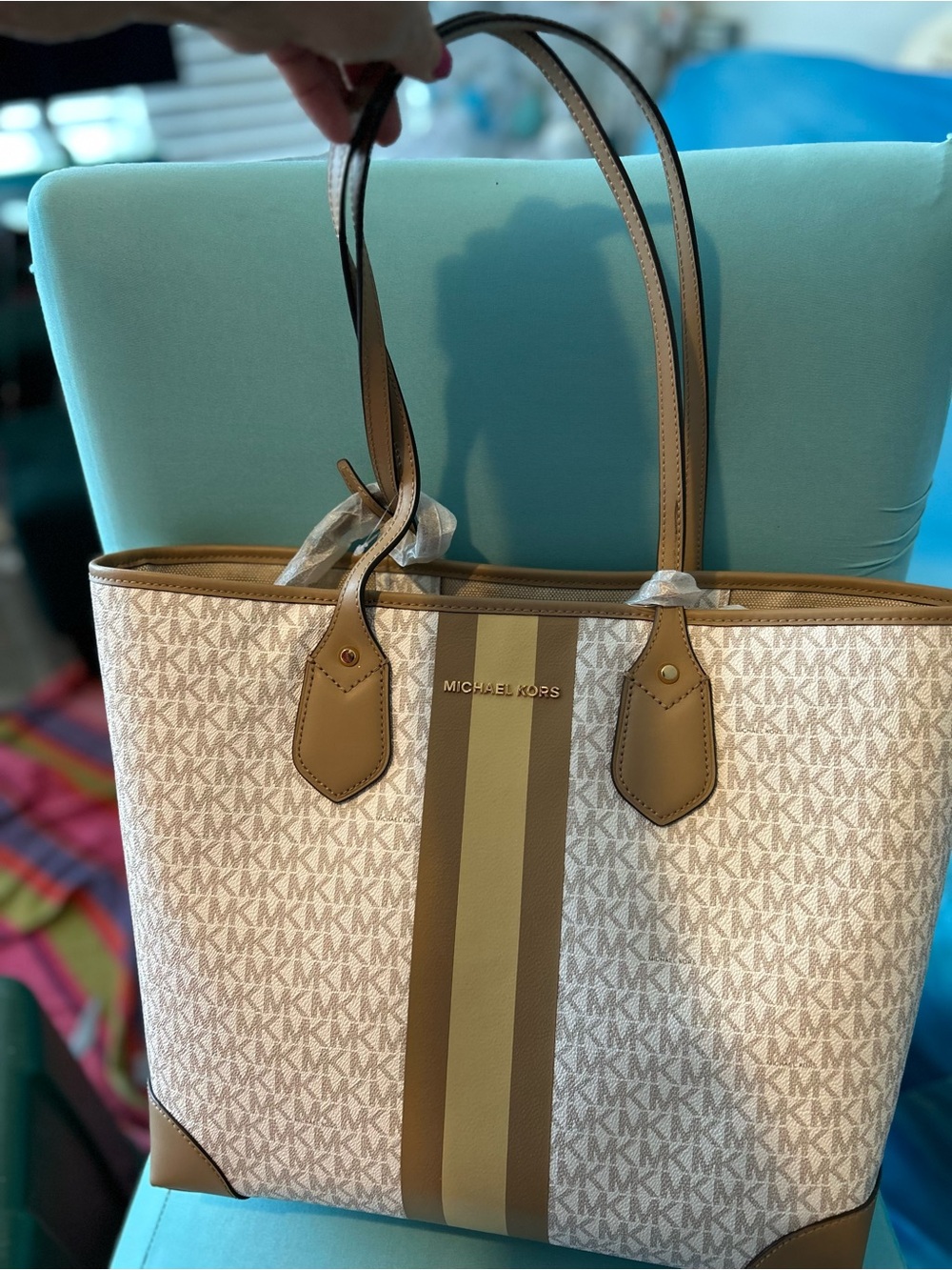 Michael Kors NEW Eva Shoulder Tote Bag & Free Pouch - Retail $298 Mk - Picture 8 of 10